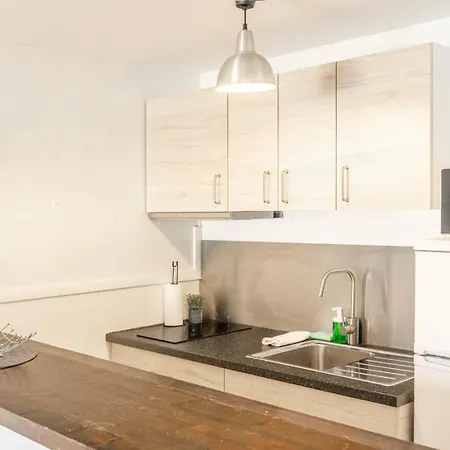 Apartment Welcs 100 Emp Con Vistas Al Canal
