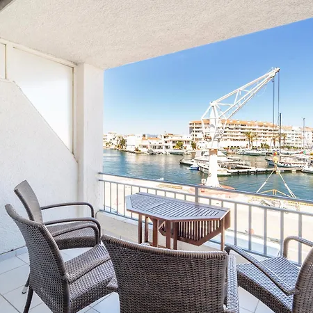 Welcs 100 Emp Con Vistas Al Canal Apartment Empuriabrava