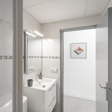 Apartment Welcs 100 Emp Con Vistas Al Canal